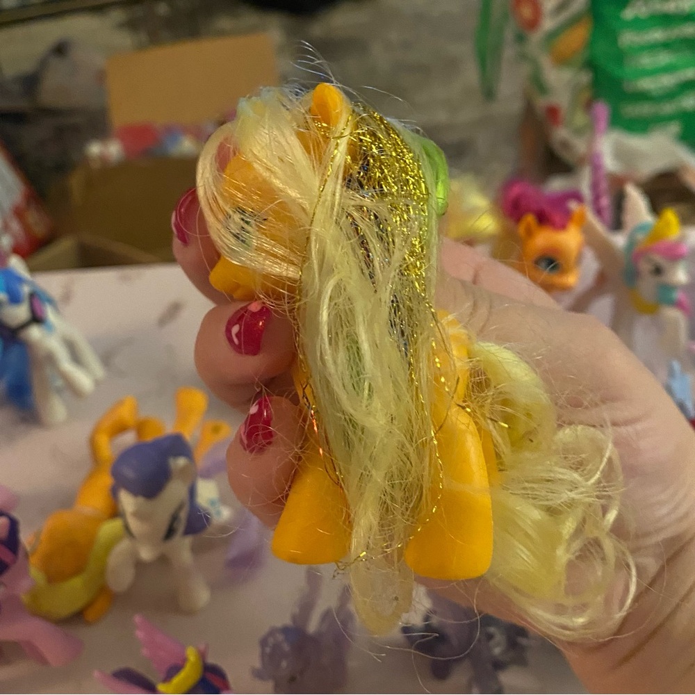 Lot of 24 Official My Little Pony Figures - Picture 15 of 16